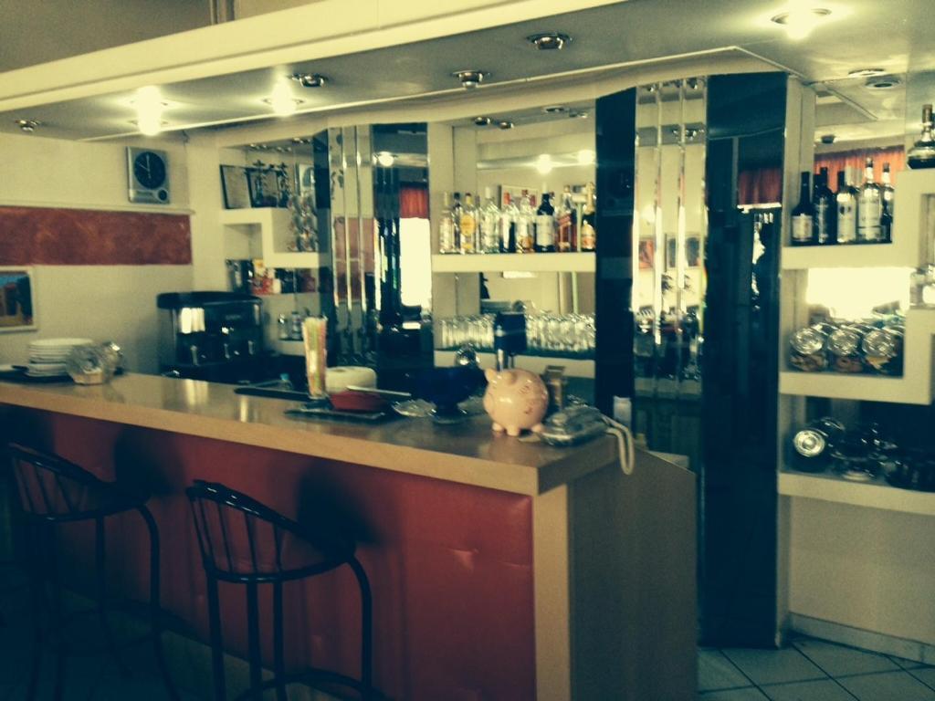 Filoxenia Hotel Tesalonika Bagian luar foto