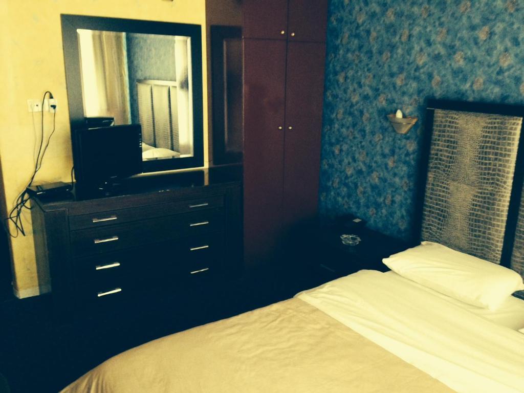 Filoxenia Hotel Tesalonika Bagian luar foto
